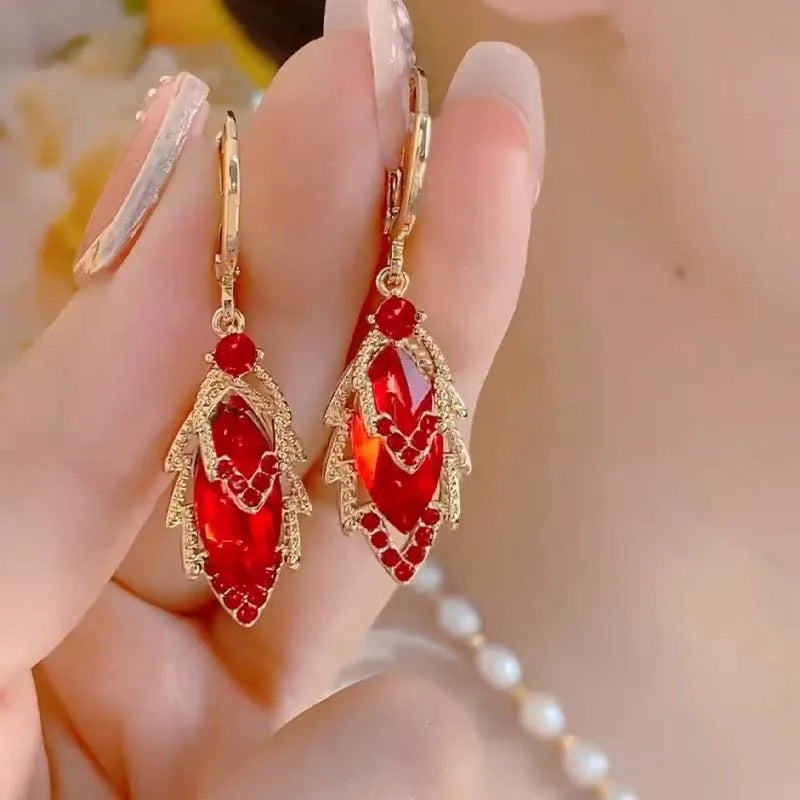 Luxury Brown Zircon Leaf Pendant Earrings For Women Fashion Shiny Crystal Temperament Ear Buckle Party Jewelry Birthday Gifts